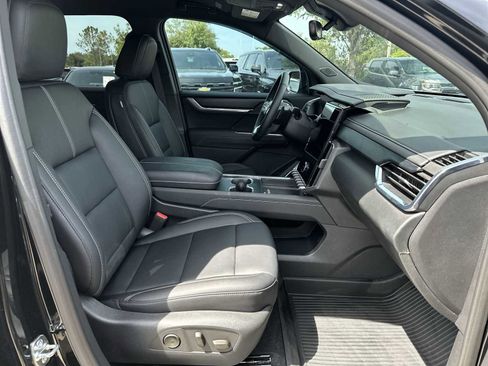 Used 2026 GMC Acadia Elevation w/ Black Edition FWD image 19
