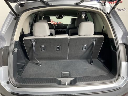 Used 2024 Honda Pilot EX-L image 11