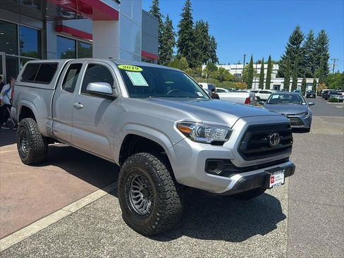 Certified 2020 Toyota Tacoma SR w/ SR Convenience Package AWD/4WD image 8