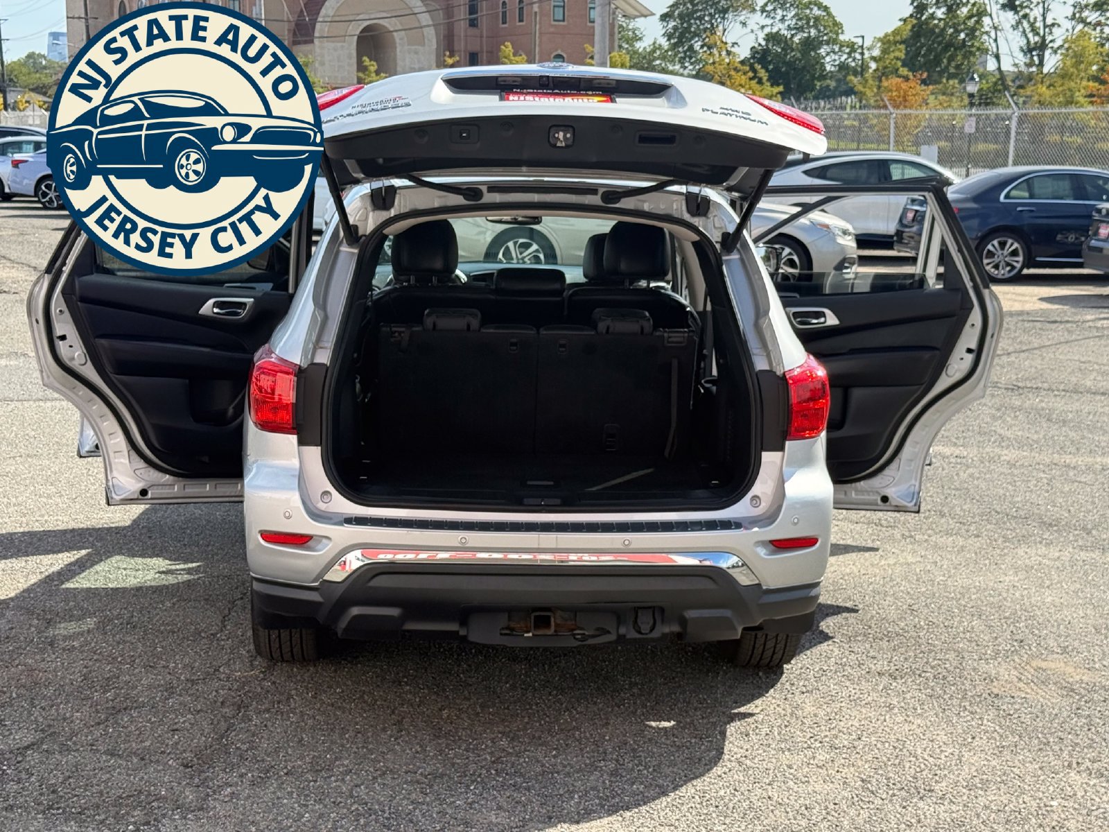 Used 2017 Nissan Pathfinder Platinum w/ Cargo Package AWD/4WD image 53