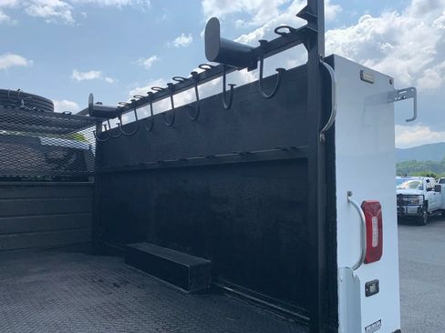 Used 2020 RAM 4500 Tradesman w/ Cold Weather Group AWD/4WD image 39