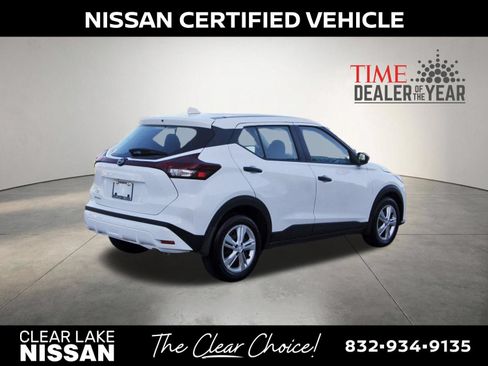 Certified 2025 Nissan Kicks Play S FWD image 8