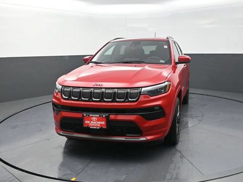 Used 2022 Jeep Compass Limited w/ (RED) Package AWD/4WD image 2