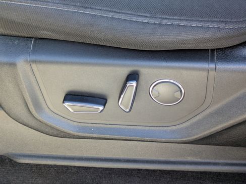 Used 2018 Ford F150 XLT w/ Equipment Group 302A Luxury image 19