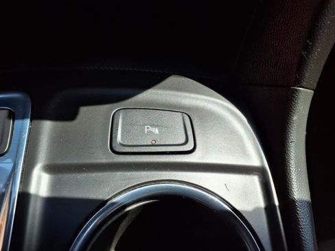 Used 2023 Chevrolet Equinox LT w/ LPO, Floor Liner Package image 23