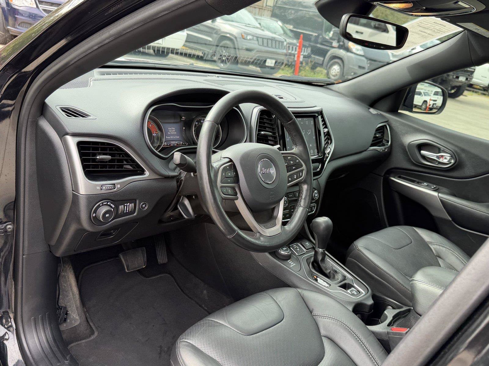 Used 2020 Jeep Cherokee High Altitude AWD/4WD image 16