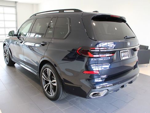 Used 2024 BMW X7 xDrive40i w/ M Sport Package image 32