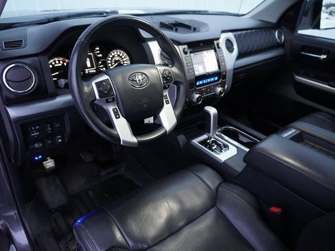 Used 2018 Toyota Tundra Platinum image 11