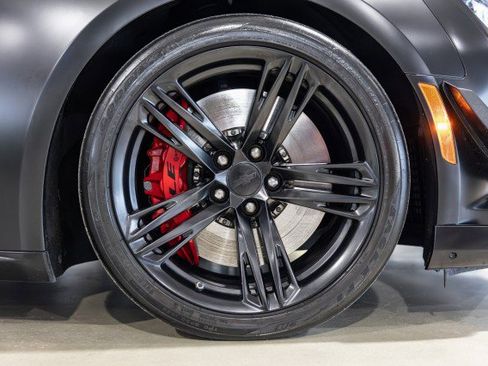 Used 2018 Chevrolet Camaro ZL1 image 37