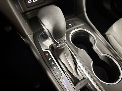 Used 2023 Chevrolet Equinox LT w/ Driver Convenience Package image 17