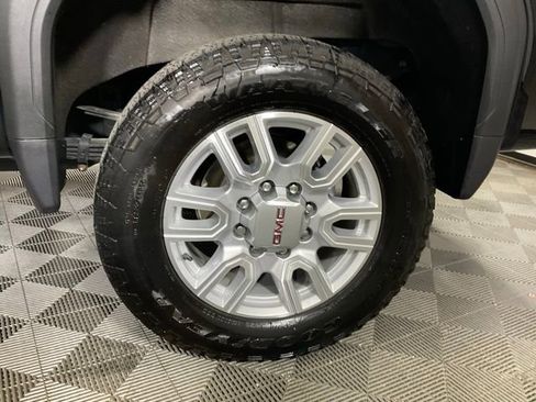 Used 2022 GMC Sierra 3500 SLT w/ SLT Premium Package AWD/4WD image 40