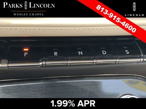 Used 2022 Lincoln Nautilus Reserve w/ Luxury Package AWD/4WD image 26