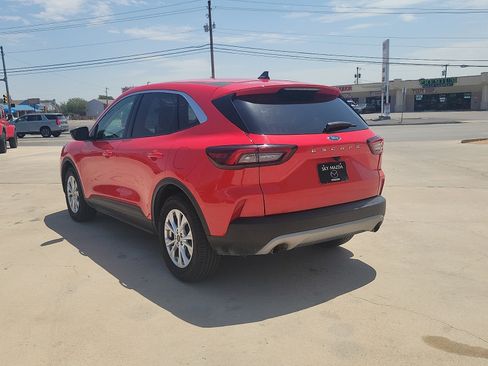 Used 2024 Ford Escape Active FWD image 3
