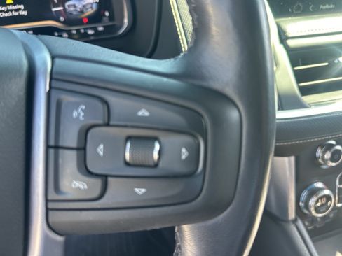 Used 2022 GMC Yukon XL SLT w/ SLT Premium Package AWD/4WD image 24