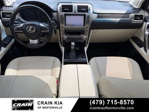 Used 2020 Lexus GX 460 Premium AWD/4WD image 25