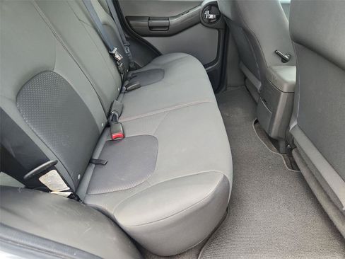 Used 2010 Nissan Xterra S AWD/4WD image 22