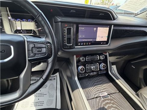 Used 2021 GMC Yukon Denali w/ Denali Premium Package RWD image 41