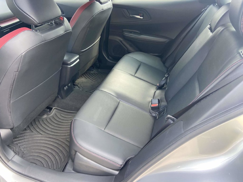 Used 2025 Toyota Prius Plug-In Hybrid FWD image 20