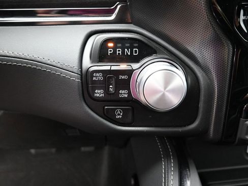 Used 2024 RAM 1500 Limited w/ Trailer Tow Group image 25