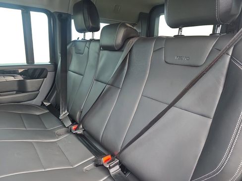 Used 2024 INEOS Grenadier Fieldmaster Edition image 14