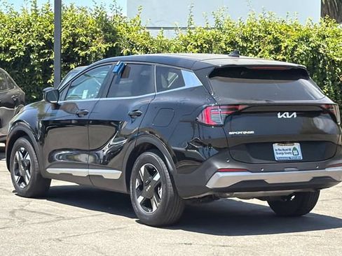 Used 2026 Kia Sportage LX FWD image 6