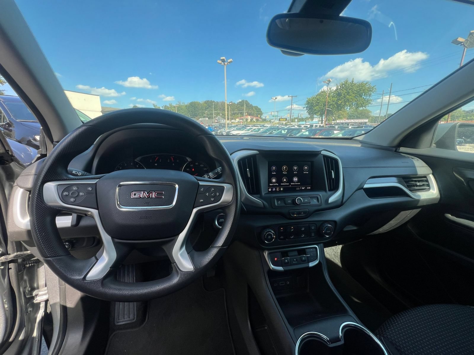 Used 2024 GMC Terrain SLE FWD image 27