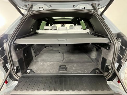 Used 2026 BMW X5 M60i w/ M Sport Professional Package image 27