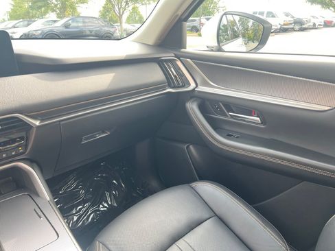 Used 2026 MAZDA CX-90 Plug-In Hybrid w/ Preferred AWD/4WD image 28