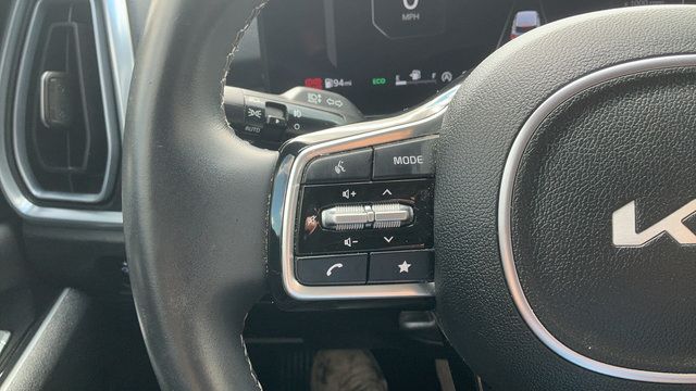 Used 2024 Kia Sorento SX FWD image 12