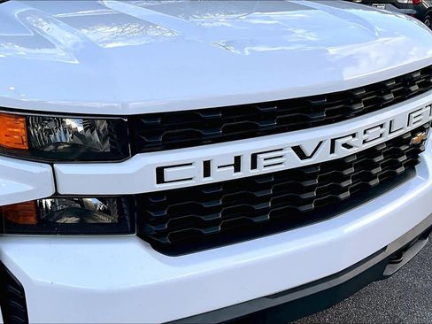Used 2020 Chevrolet Silverado 1500 Custom w/ Custom Value Package image 28