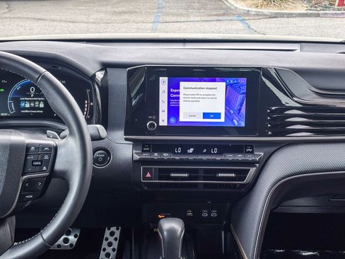 Certified 2025 Toyota Camry SE image 16