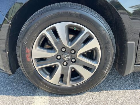 Used 2016 Honda Odyssey Touring image 12