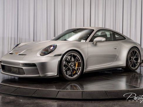 Used 2022 Porsche 911 GT3 image 6
