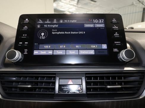 Used 2022 Honda Accord Touring image 12