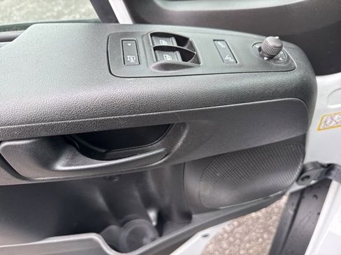 Used 2025 RAM ProMaster 3500 w/ Convenience Group image 12