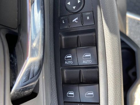 Used 2018 RAM 1500 Big Horn image 15