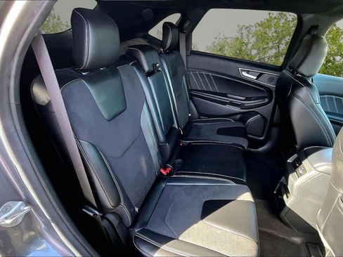 Certified 2024 Ford Edge ST image 27