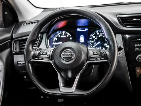 Used 2018 Nissan Rogue Sport SV FWD image 15