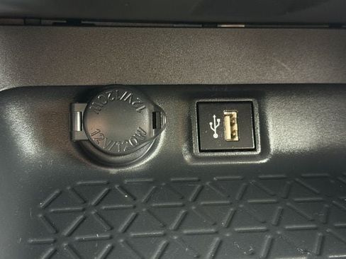 Certified 2025 Toyota RAV4 XLE AWD/4WD image 21