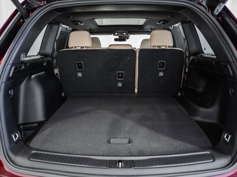 New 2025 Jeep Grand Cherokee Limited w/ Luxury Tech Group II image 10