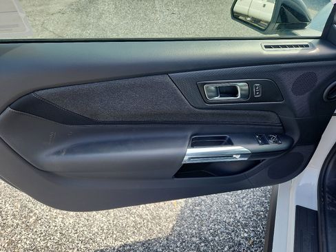 New 2025 Ford Mustang Coupe image 8