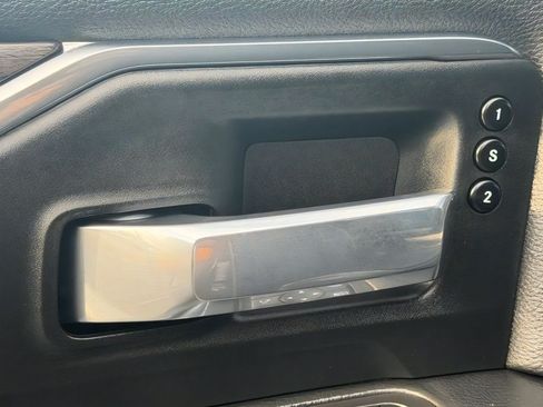 Used 2025 RAM 2500 Laramie w/ Night Edition AWD/4WD image 17