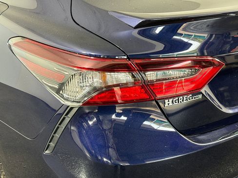 Used 2022 Toyota Camry SE image 35