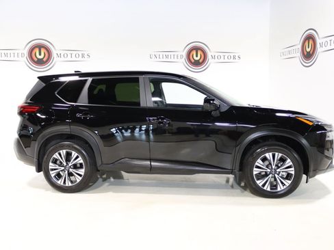 Used 2023 Nissan Rogue SV AWD/4WD image 5