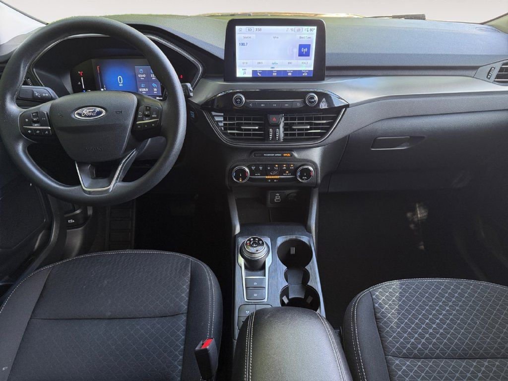 Used 2025 Ford Escape Active FWD image 10