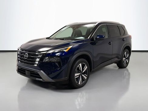 Used 2026 Nissan Rogue SL AWD/4WD image 5