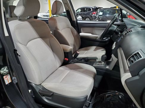 Used 2017 Subaru Forester 2.5i w/ Alloy Wheel Package AWD/4WD image 13