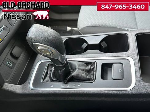 Used 2019 Ford Escape SE image 15
