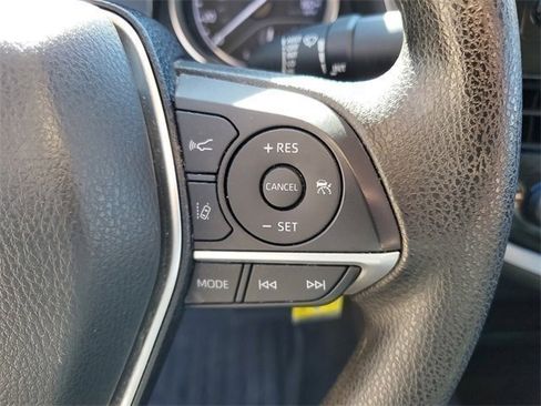 Used 2023 Toyota Camry LE image 17