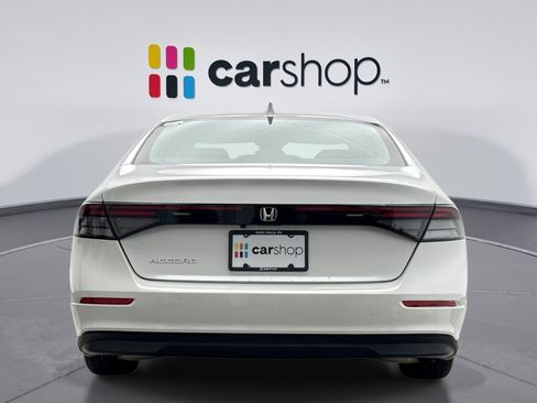 Used 2024 Honda Accord EX image 4